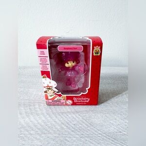 The World of Strawberry Shortcake Rare Raspberry Tart Figure